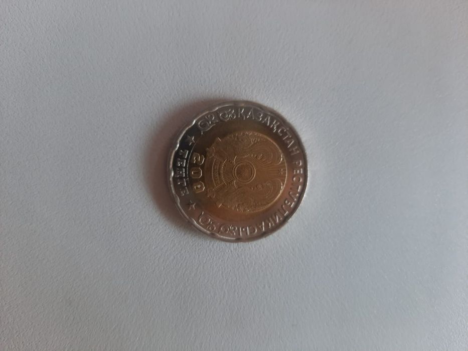 Продам юбилейныйе манеты