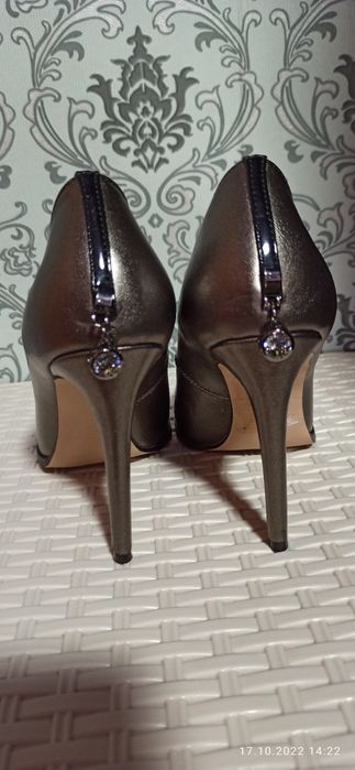 Продам туфли б/у