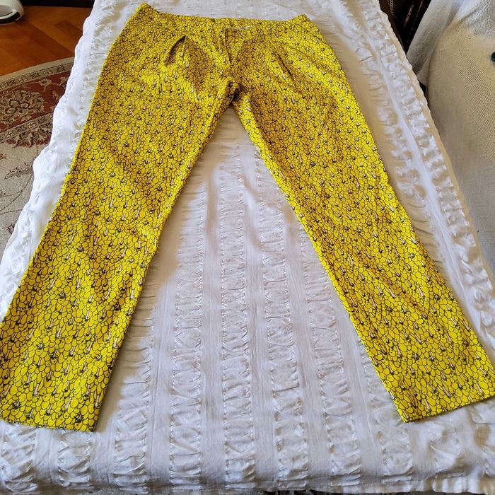 Продавам дамски панталони