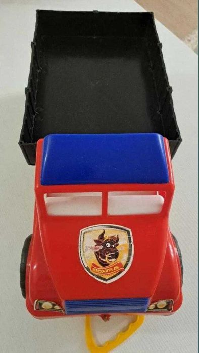 Camion IMENS - 2 bucati - unul basculabil, 50 cm / 26 cm / 33 cm