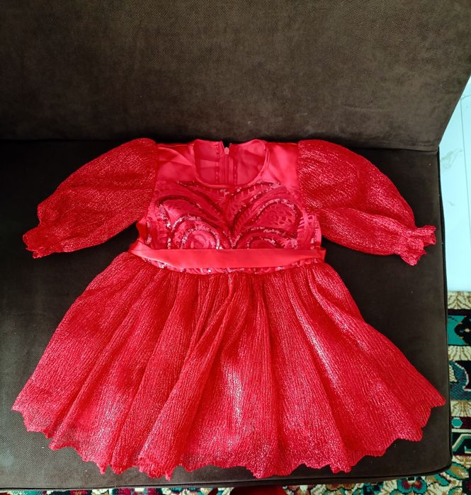 Платья для девочек 1 годика!