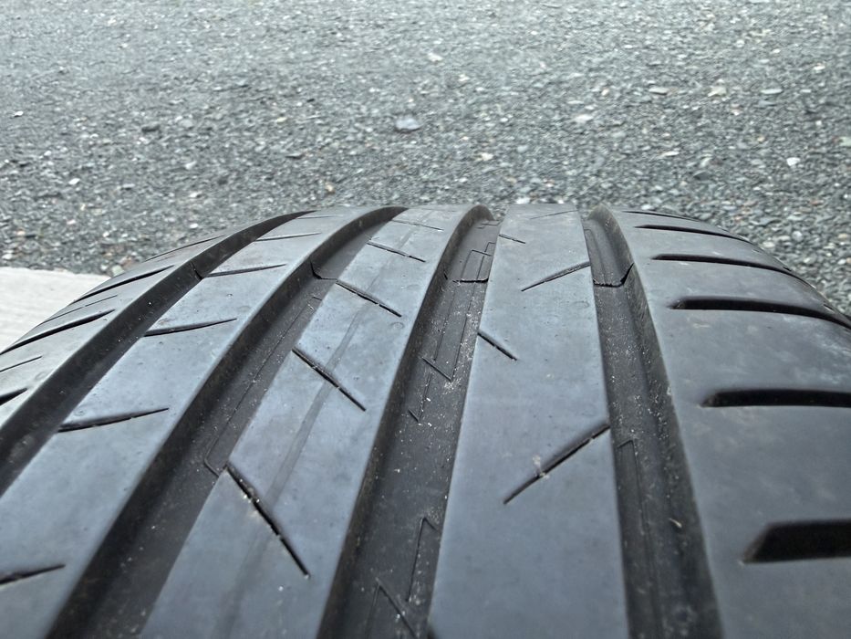 2бр. ОТЛИЧНИ Летни Гуми С Борд 215/55R/18 -VREDESTEIN- DOT:0824- 6.7мм.