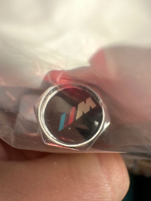 Капачки BMW M със защита против кражба