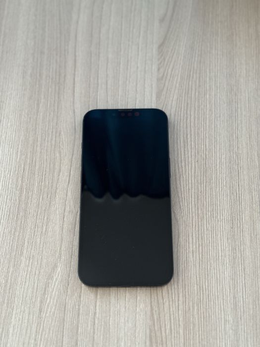 Продам айфон 14