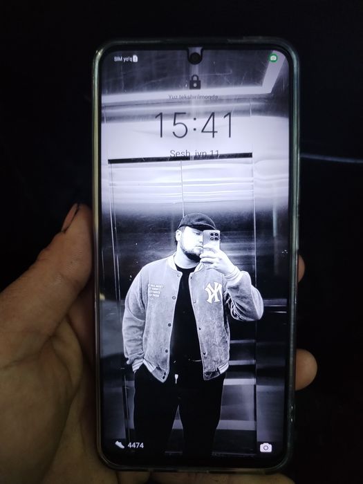 Honor x8a srochni sotiladi