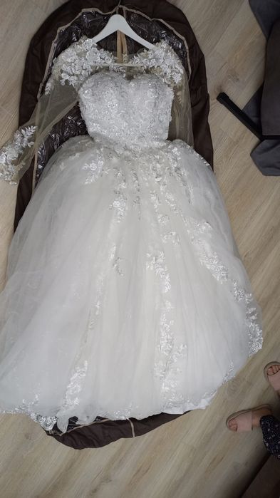 Продается свадебное платье