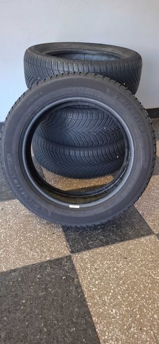 4бр. 215/50/17 Michelin 6mm грайфер, дот 23г.Безплатен монтаж