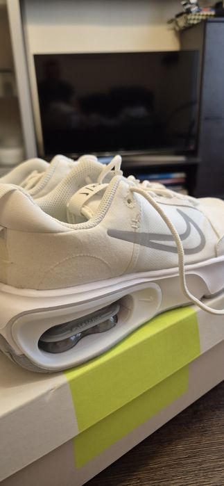 Дамски маратонки Nike air max