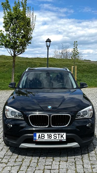 Vând BMW X1 ( XDrive )