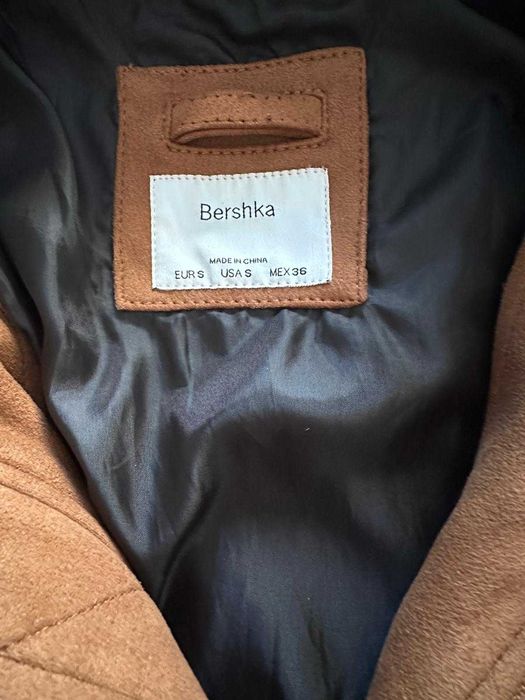 Geacă Bershka tip biker (piele ecologică)