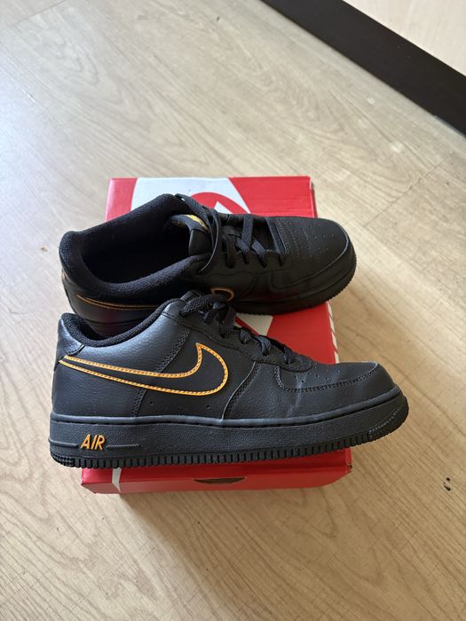 Nike Air Force 1 , 38