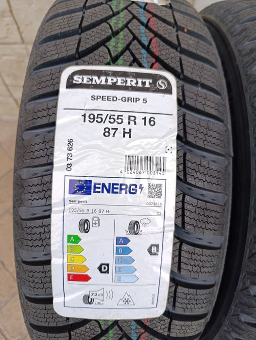 Нови зимни гуми Semperit 195/55/16 Speed grip 5