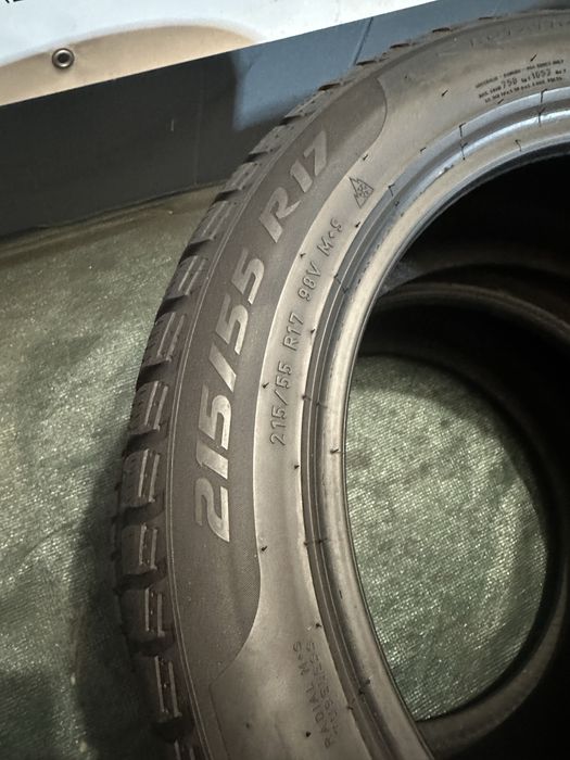 215/55 R17 98B XL - Pirelli Sottozero 3 M+S Oferta