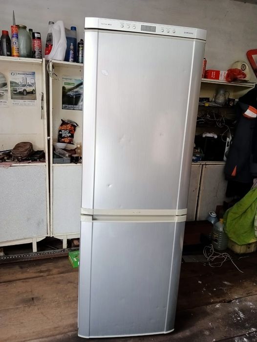 Холодильник САМСУНГ