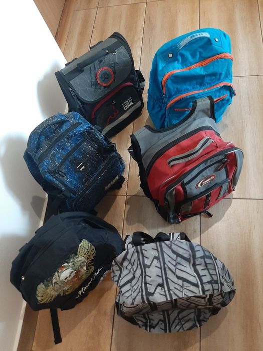 Rucsac plimbări, scoala