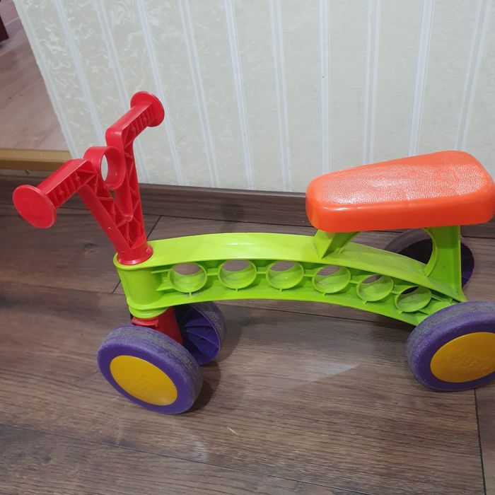 Tricicleta copii mici