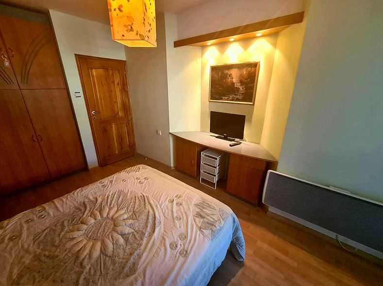 Дава се под наем Тристаен апартамент в Бургас, Възраждане - 110 кв.м за 382.5 € - Снимка #1