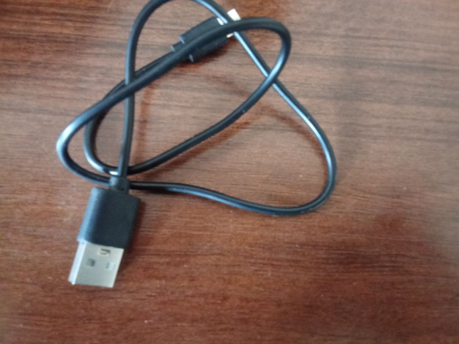 Продам наушники и колонку