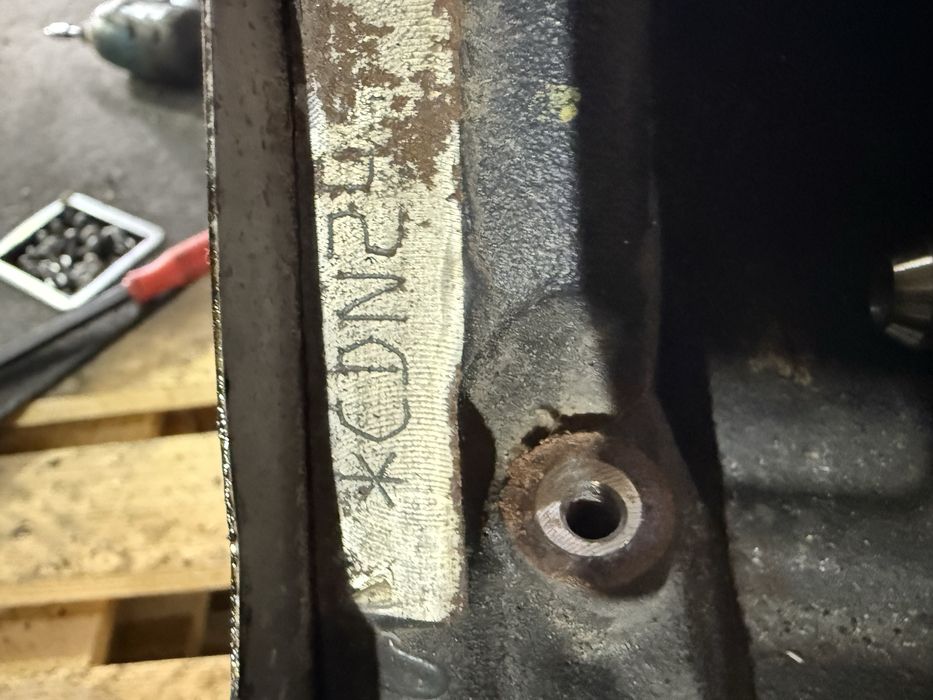 Долнище блок , колянов вал , маслена помпа картер audi 2.0 tdi 211 CDN