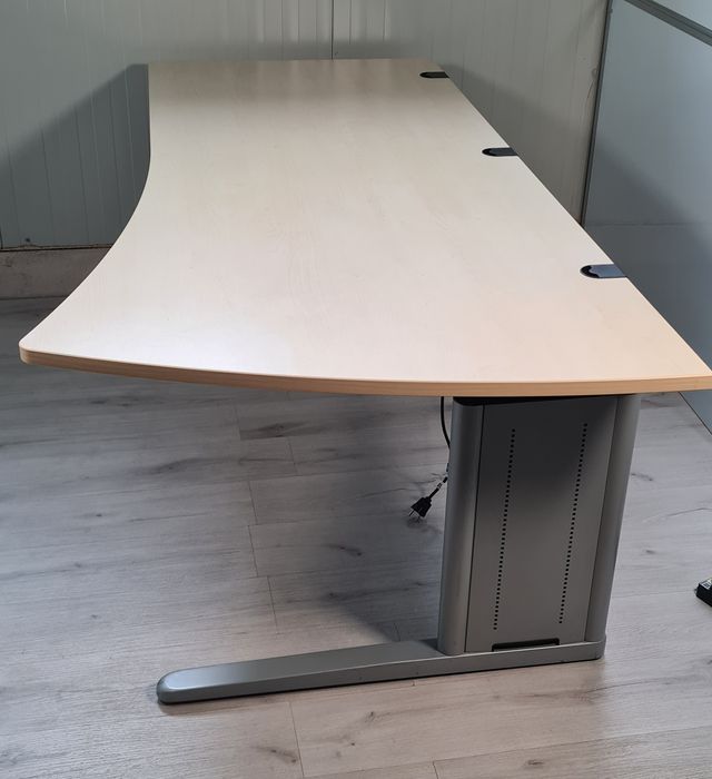 Немско офис бюро електрическо регулираем оборудване