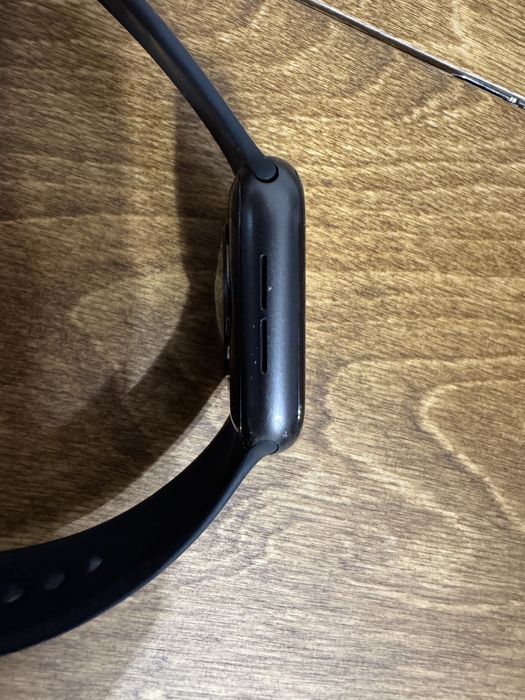 Apple Watch SE 44mm Space Gray