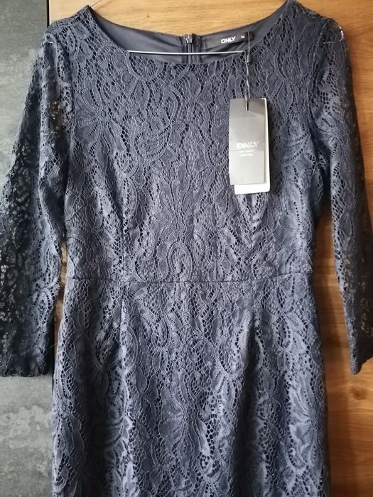 Only дантелена рокля