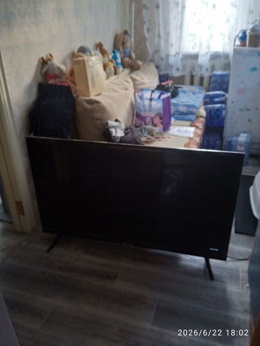 Смарт телевизор 50дюймов.