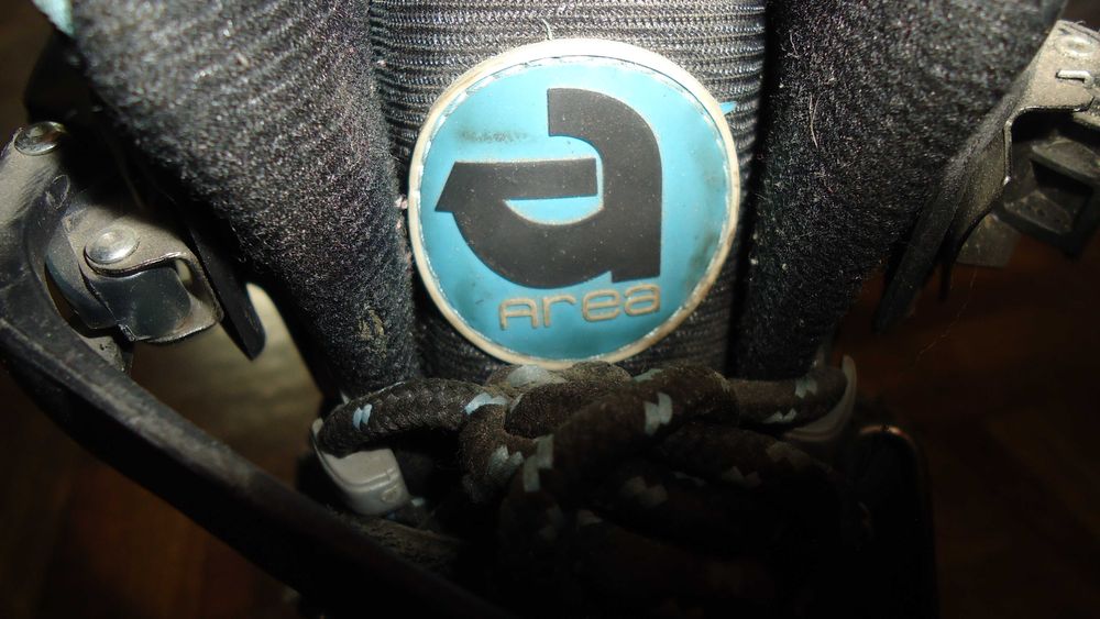 Роликовые коньки Area Exolution 100