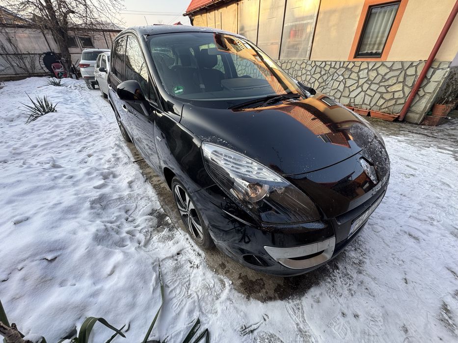 Renault scenic 2011 1.9 bose edition