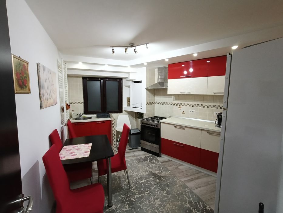 Apartament cu 2 camere de inchiriat