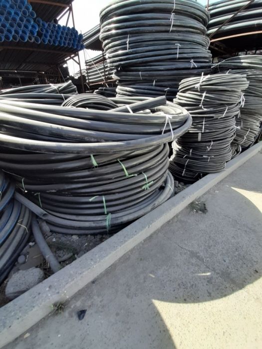 полителиновый трубы. Труба Гофра. Гофрированная труба Труба для тайрот