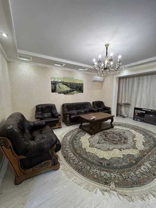 #304 Сдаётся квартира ул. Садык Азимова 3/2/9 Комнаты раздельные.