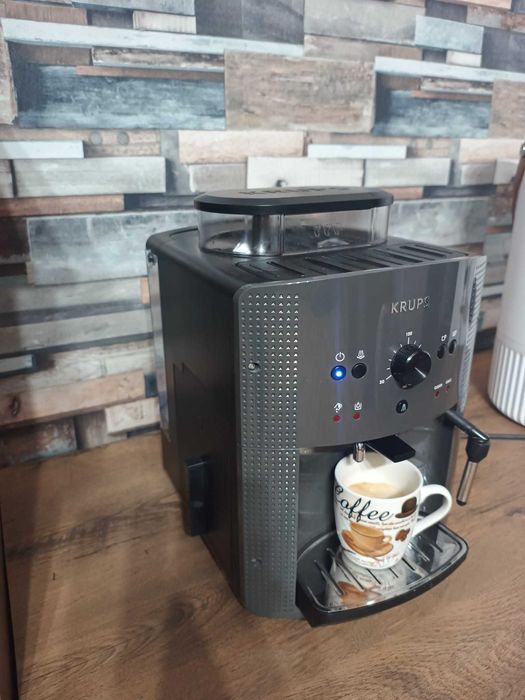 Krups Espresseria Automatic EA810B70