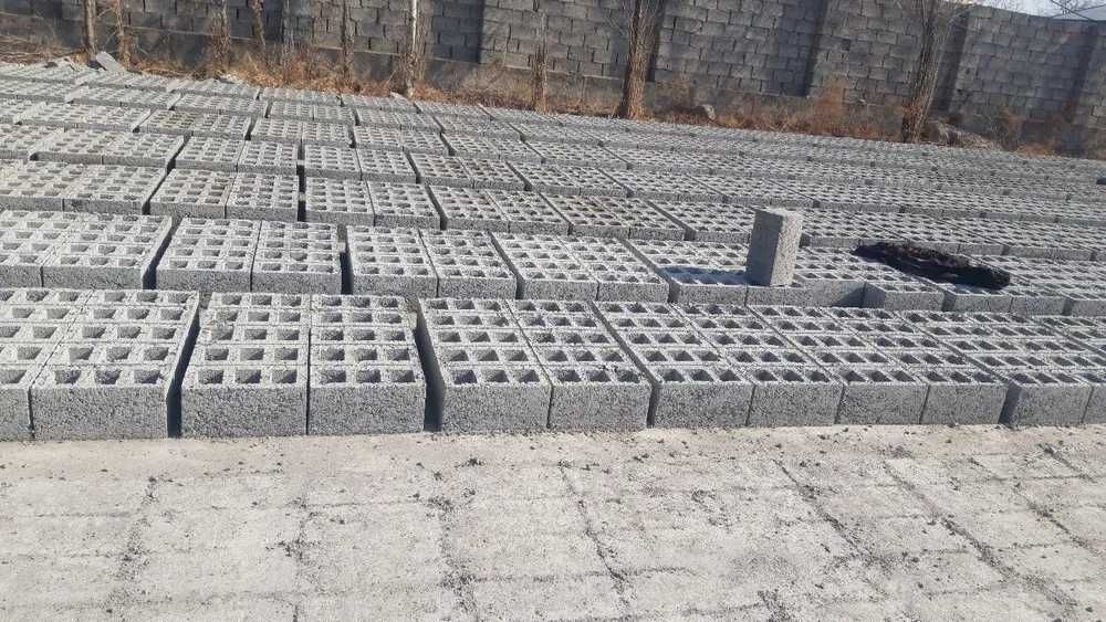 Sifatli Blok g'isht sotiladi