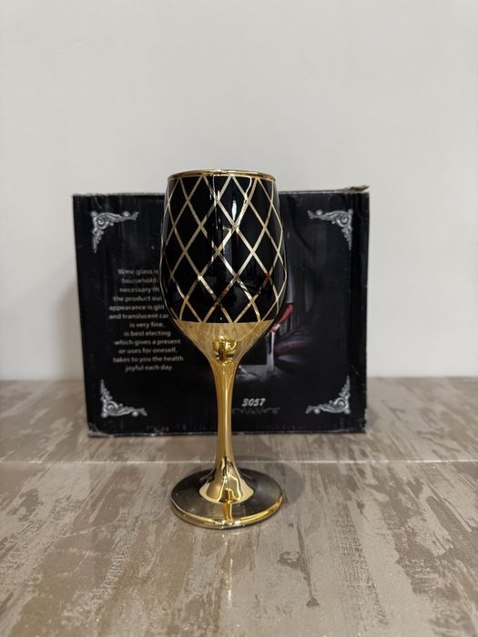 Продам бокалы новые