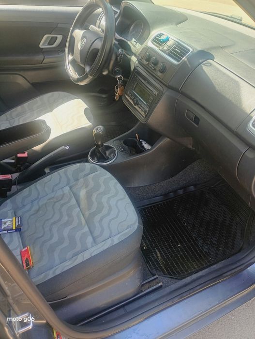 Vând Skoda Fabia 2