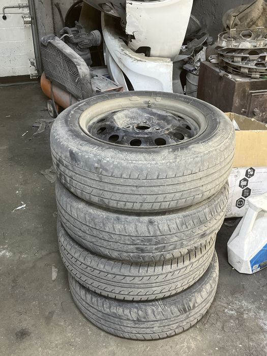 Продам шины лето р 15 с дисками