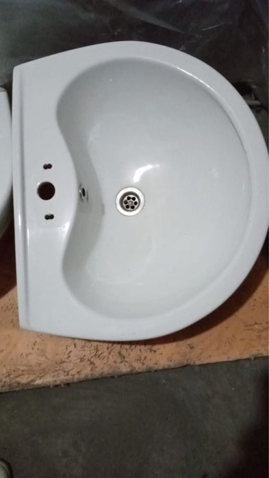 Раковины с ножками