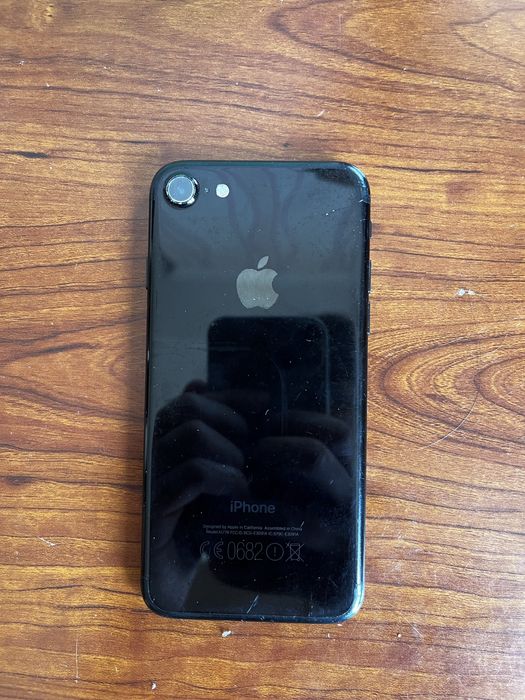 Айфон 7 торг есть