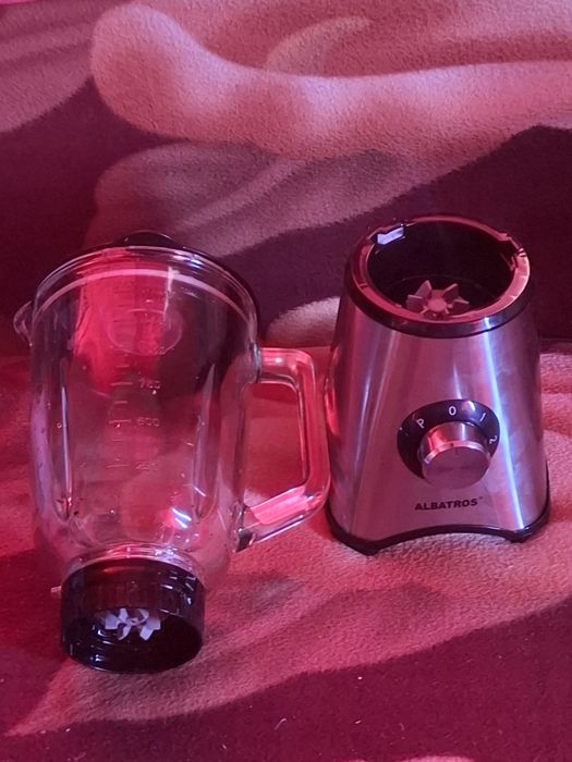 Vând blender !! !