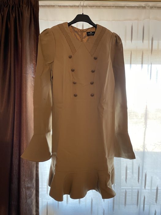 Compleu verde , rochii elegante