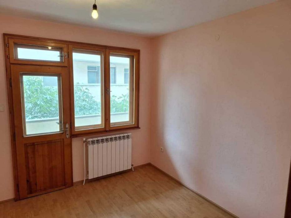 Продава се Четиристаен апартамент в Пловдив, Централна гара - 133 кв.м за 1617 €/кв.м - Снимка #7