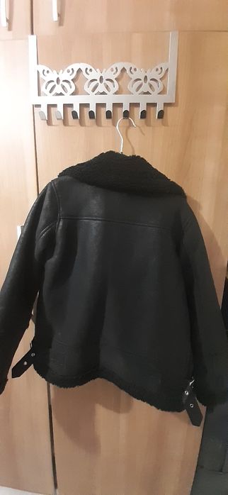 Vand geaca de iarna neagra  imblanita