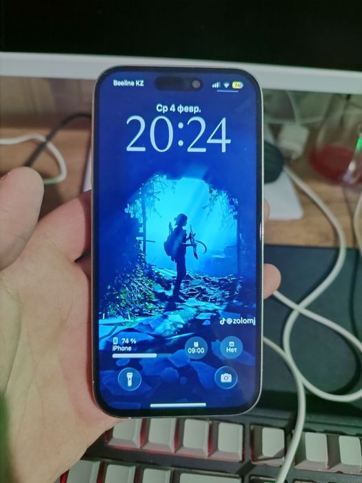 Продам обменяю Iphone 14 pro