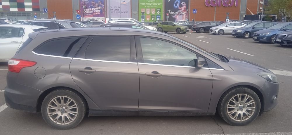 Vând Ford focus 1,6 diesel