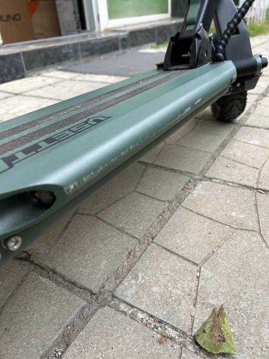 Електрическа тротинетка VSETT 8 – 230 км пробег