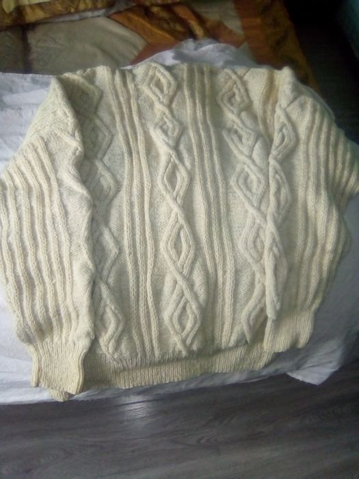 Одежда свитер шерстяной