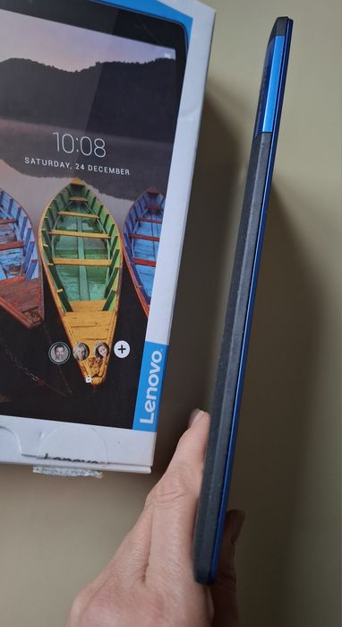 Таблет Lenovo Tab 3  8"  RAM 16GB Black