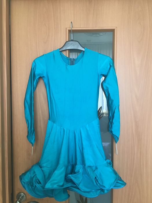 Платье для бальных танцев