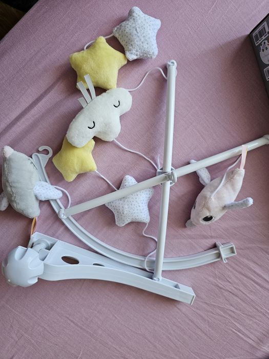 Музикална въртележка за креватче